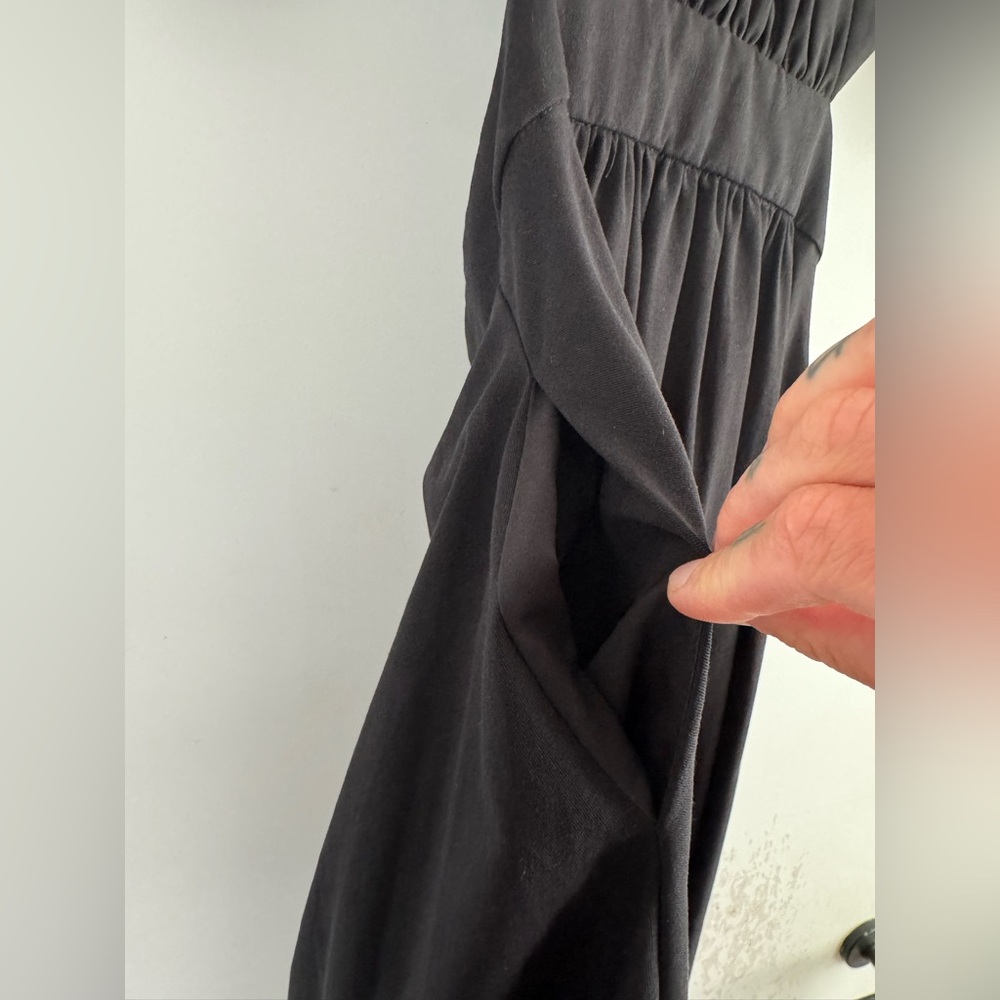 ASOS EDITION puff sleeve midi dress with cut out
back in black US 6 - Picture 7 of 8